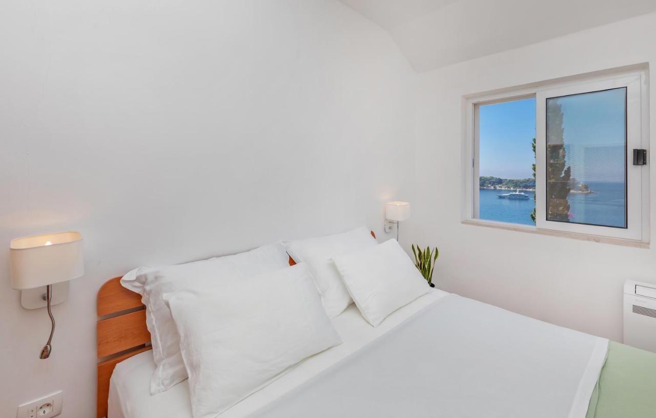 Charming Seafront At Mara * Dubrovnik